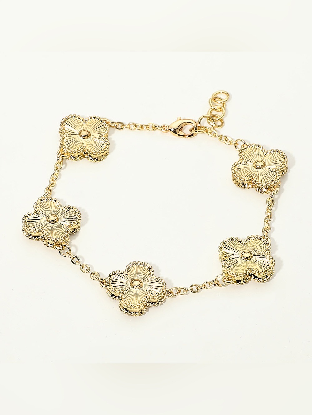 14K Gold Plated Textured Quatrefoil Charm Link Bracelet
